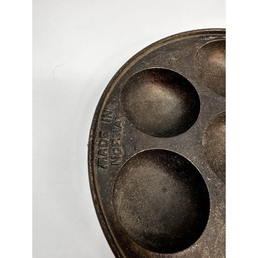 Jøtul Cast Iron Aebleskiver Pan Product of Norway